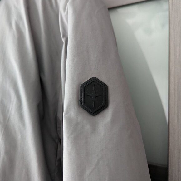 QUARTZ CO TOM Lightweight Hooded Down Jacket - Small - Picture 8 of 9